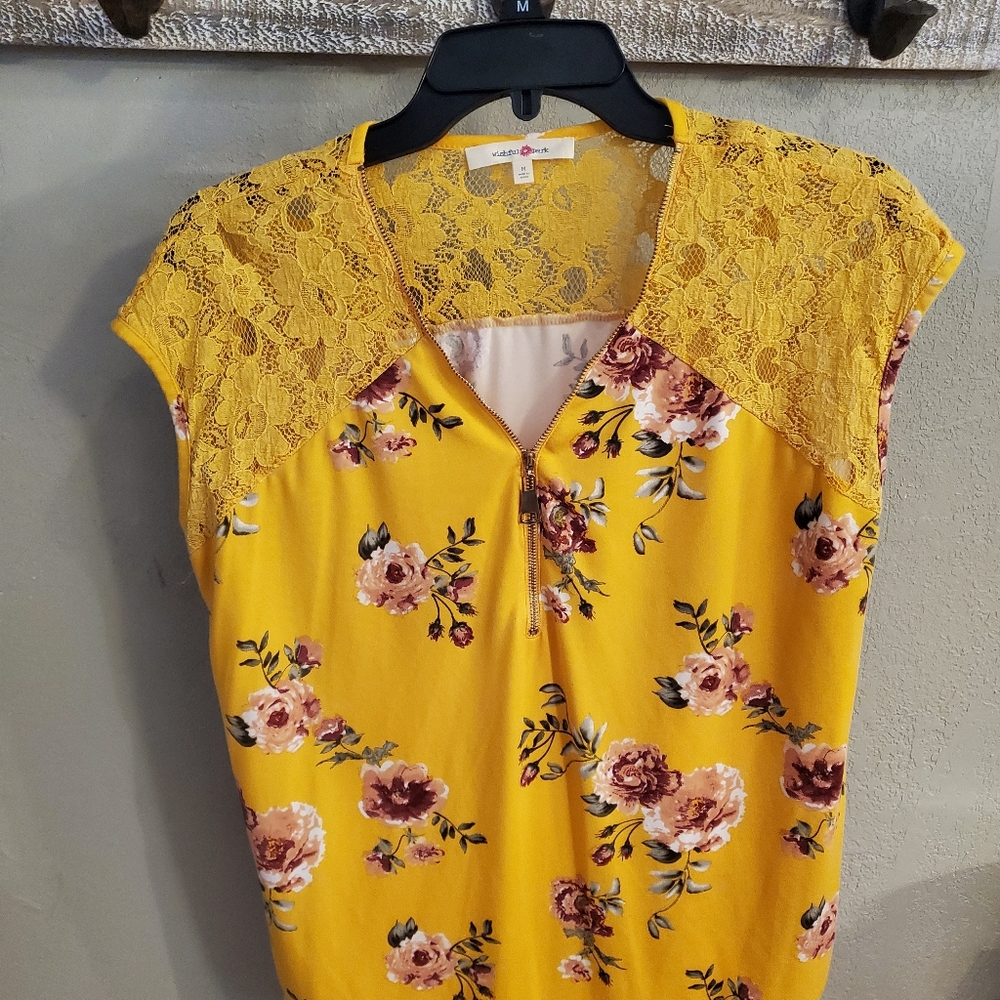 Wishful Park Blouse, Yellow & Floral, Size medium
